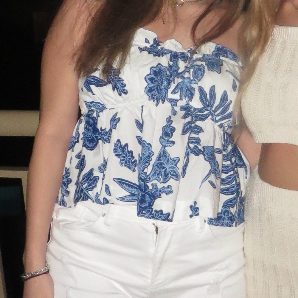 Blue beachy top